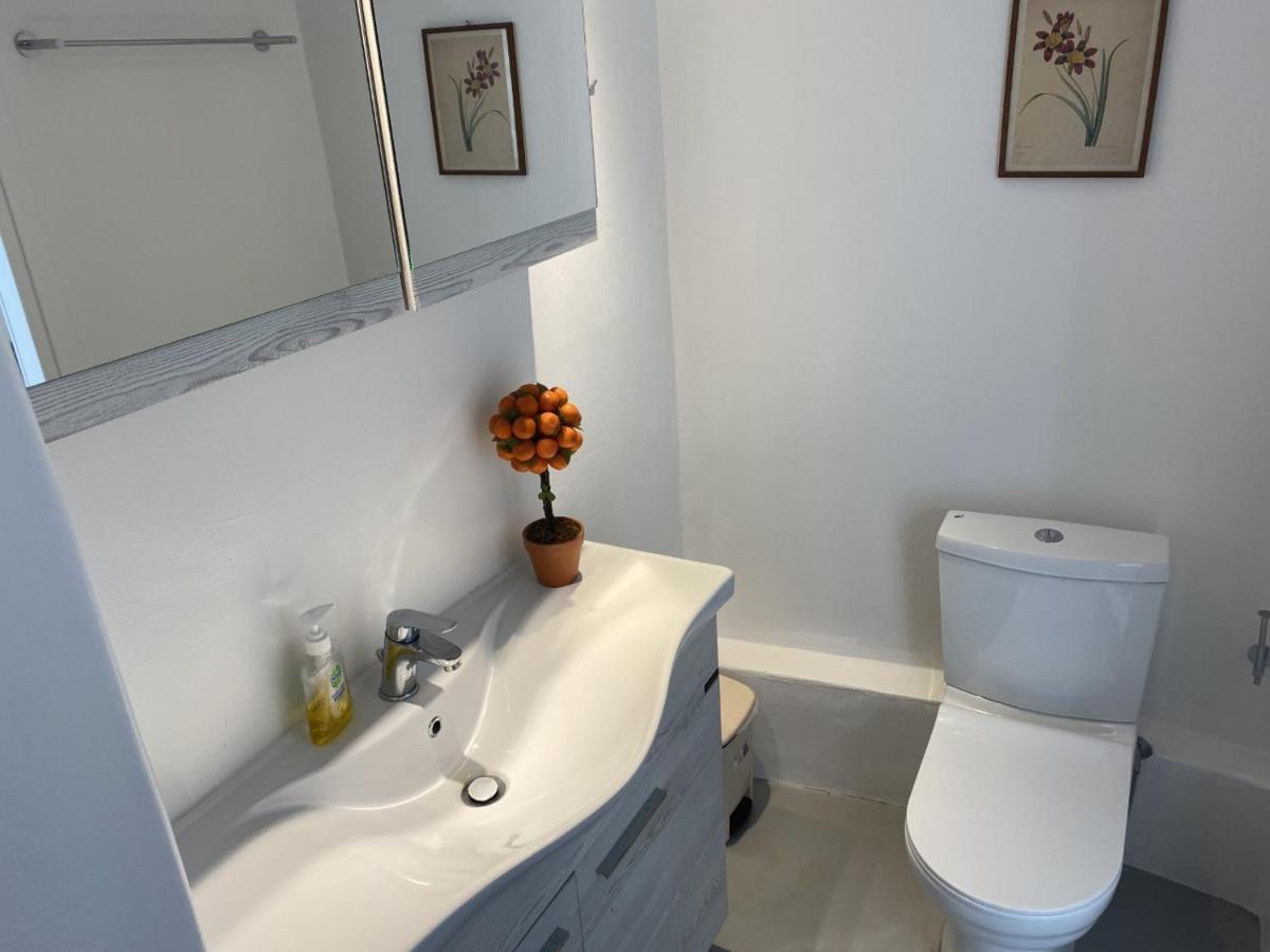 Sing And Blossom Accommodation Mykonos Town Bagian luar foto