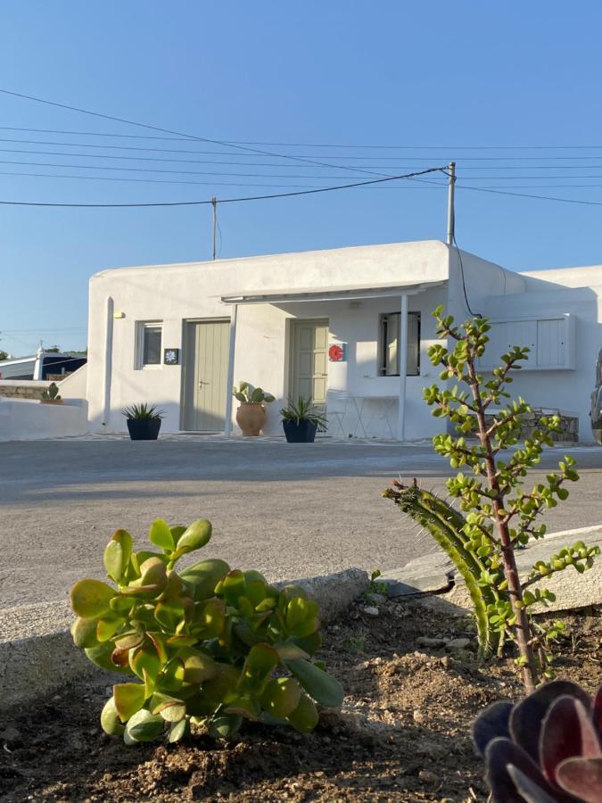 Sing And Blossom Accommodation Mykonos Town Bagian luar foto