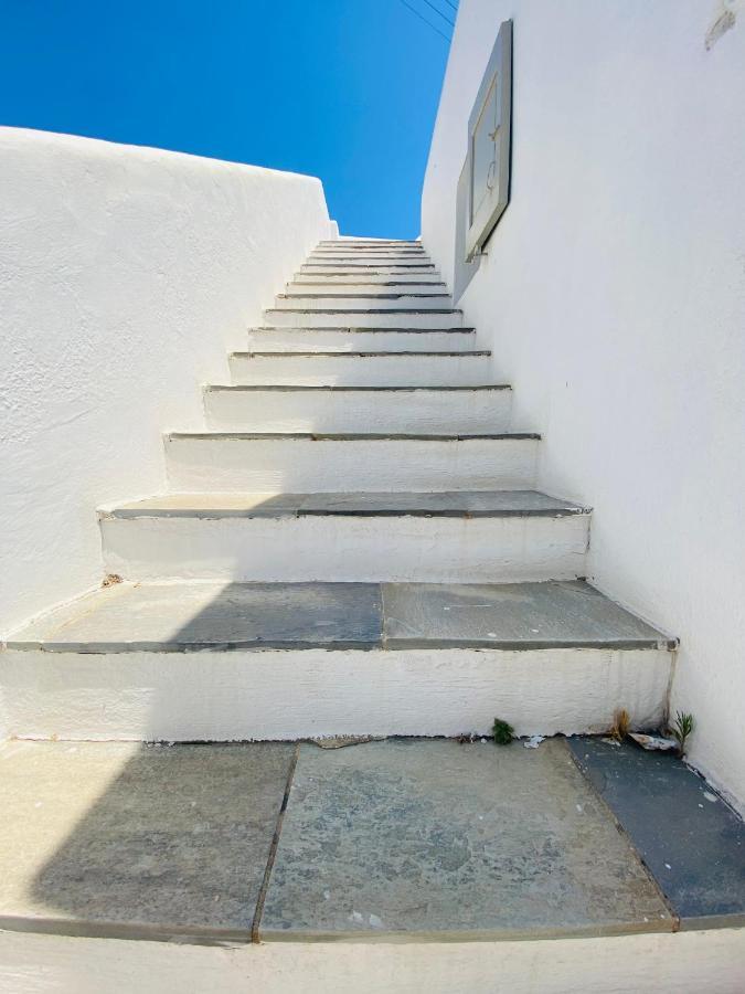 Sing And Blossom Accommodation Mykonos Town Bagian luar foto