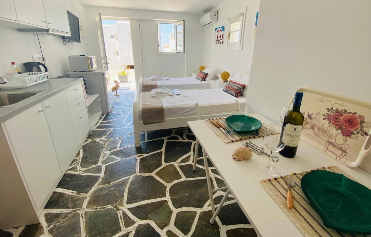 Sing And Blossom Accommodation Mykonos Town Bagian luar foto